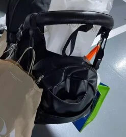 Kinderwagen Tassenhaak | Set Van 2 | Tas Hanger | Verstevigde Klittenband - 2 Stuks Zwart -Lionelo Winkel 1103x1200 2