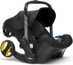 Doona - Autostoel En Buggy In één - Autostoel - Nitro Black -Lionelo Winkel 1200x1072