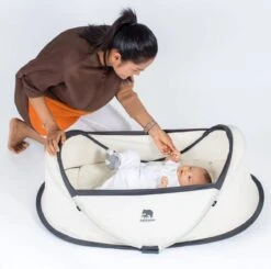 Deryan Infant BabyBox Campingbedje - Baby Klamboe - Cream -Lionelo Winkel 1200x1188 4