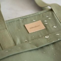 Nobodinoz Baby On The Go Luiertas Olive Green -Lionelo Winkel 1200x1200 478