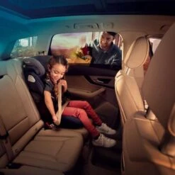 Maxi-Cosi Kore I-Size Autostoeltje - Authentic Cognac -Lionelo Winkel 1200x1200 55