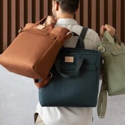 Nobodinoz Baby On The Go Luiertas Rugzak Carbon Blue -Lionelo Winkel 1200x1200 578