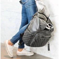 Little Company Lisbon Quilted Luiertas - Zwart -Lionelo Winkel 1200x1200 584