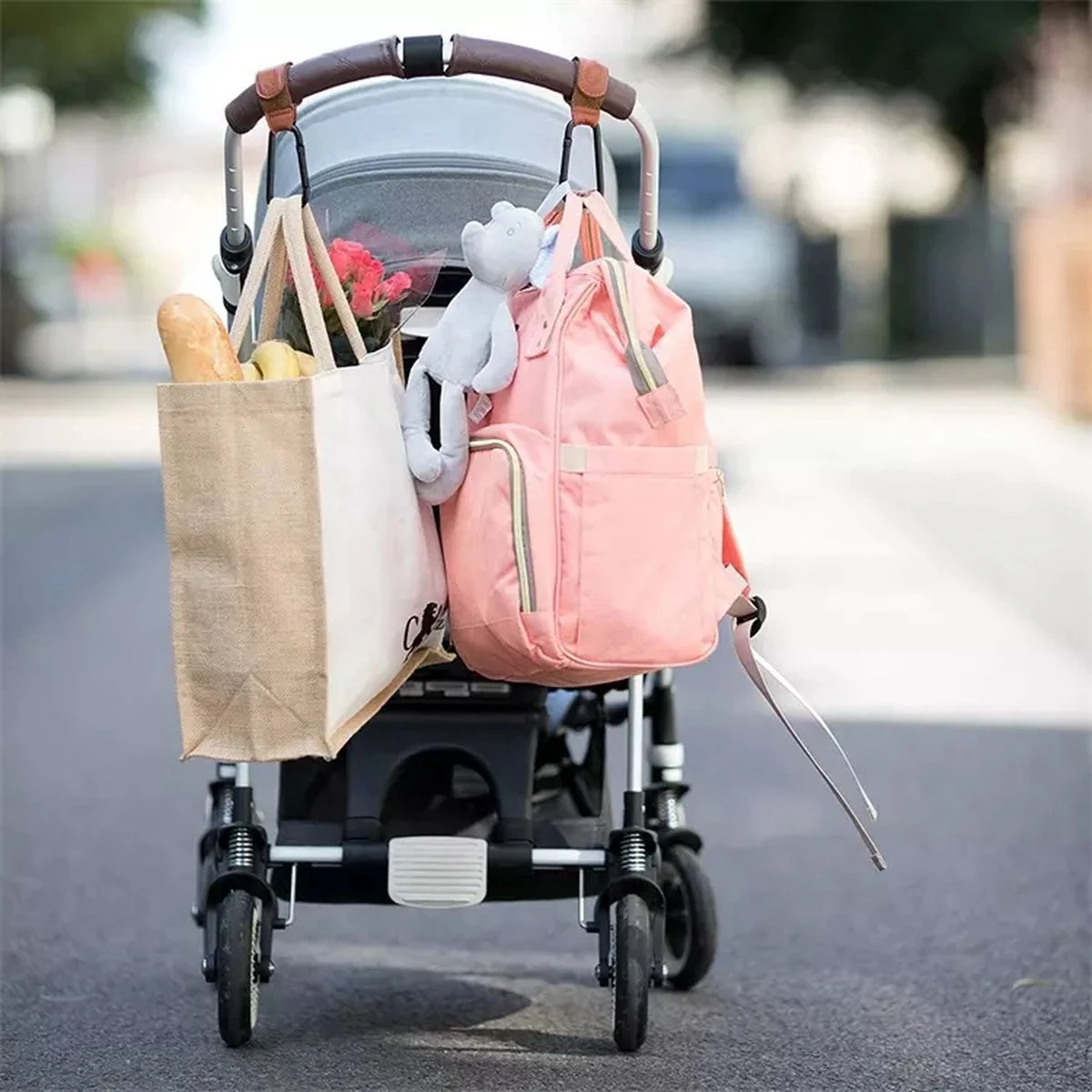 Merkloos Kinderwagen Tassenhaakjes - Haakjes Voor Tassen - Set Van 2 - Extra Stevig - Buggy Haakjes - Bruin 3 Merkloos Kinderwagen Tassenhaakjes - Haakjes Voor Tassen - Set Van 2 - Extra Stevig - Buggy Haakjes - Bruin - Afbeelding 3
