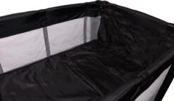 Ding Deluxe Black Campingbedje Incl. Bodemverhoger -Lionelo Winkel 1200x702 4