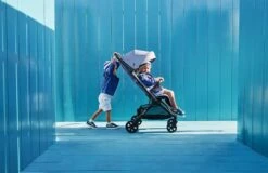 Easywalker Jackey XL Shadow Black -Lionelo Winkel 1200x779 1