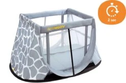 AeroMoov Instant Travel Cot Reisbed - Giraph Sky -Lionelo Winkel 1200x790 3
