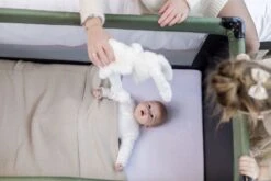 Qute Campingbed Q-sleep Olijfgroen/zwart -Lionelo Winkel 1200x800 153