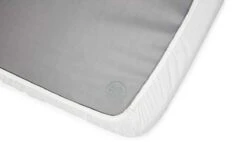 AeroMoov Instant Travel Cot Reisbed Hoeslaken 19 AeroMoov Instant Travel Cot Reisbed Hoeslaken -Lionelo Winkel 1200x800 171