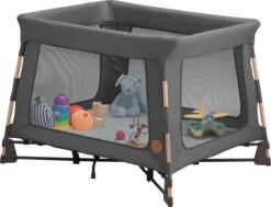 Maxi-Cosi Swift 3-in-1 Campingbedje - Beyond Graphite -Lionelo Winkel 1200x916 3