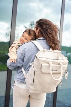 Little Company Luierrugtas - Tulum Rib Ecru -Lionelo Winkel 799x1200 43