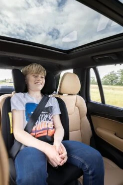 Bebeconfort Evolvefix Autostoeltje - 360° Draaibaar - Night Black -Lionelo Winkel 800x1200 21