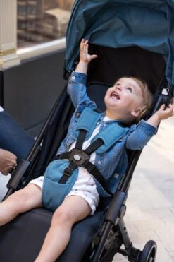 Bebeconfort Bonny Buggy - Blue Chic -Lionelo Winkel 800x1200 58