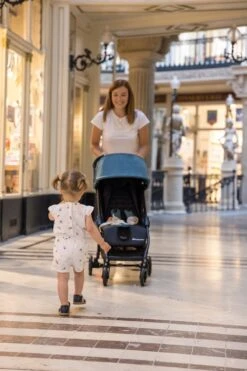 Bebeconfort Bonny Buggy - Blue Chic -Lionelo Winkel 800x1200 62