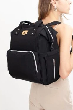 Pochon Baby - Luiertas Zwart - Thermosvakken - Kinderwagen Vriendelijk - Grote Capaciteit - 27,7 Liter -Lionelo Winkel 800x1200 77