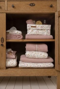 Little Dutch Luieretui Flowers & Butterflies -Lionelo Winkel 801x1200 4