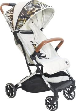 Deryan Luxe Rolo Luxe Lichtgewicht Buggy - Zoo Creme -Lionelo Winkel 825x1200 6