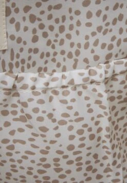 Jollein Luiertas Rugzak Boucle - Biscuit 35 Jollein Luiertas Rugzak Boucle - Biscuit -Lionelo Winkel 830x1200 11