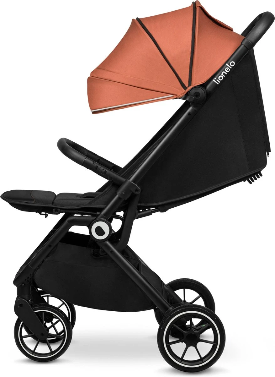 Lionelo Buggy Cloe - Kinderwagen Premium + - Tot 22 Kg - Verstelbare Rugleuning - 5-punts Veiligheidsgordels - Grote Zwenkwielen - Klamboe - Bekerhouder - Lichtgewicht - Compact - Waterdicht 8 Lionelo Buggy Cloe - Kinderwagen Premium + - Tot 22 Kg - Verstelbare Rugleuning - 5-punts Veiligheidsgordels - Grote Zwenkwielen - Klamboe - Bekerhouder - Lichtgewicht - Compact - Waterdicht - Afbeelding 8